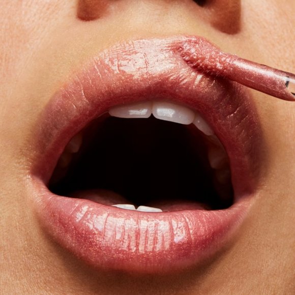 MAC NYMPHETTE FULL SIZE LIPGLASS LIPGLOSS - (SUNNY GOLDEN PINK) - Picture 2 of 11